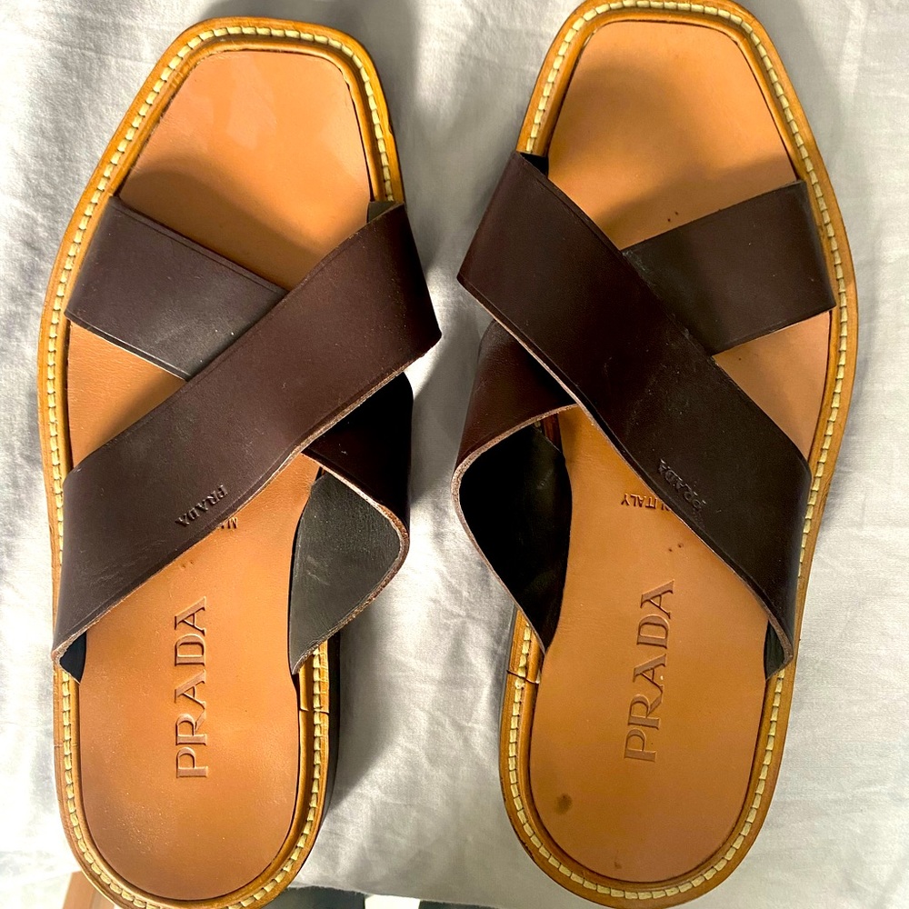 Mens leather crisscross slides